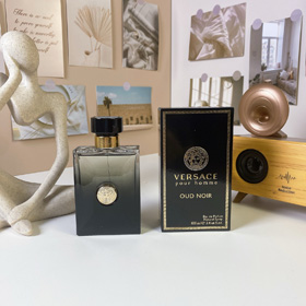 Versace Black Oud Eau de Parfum-3518  